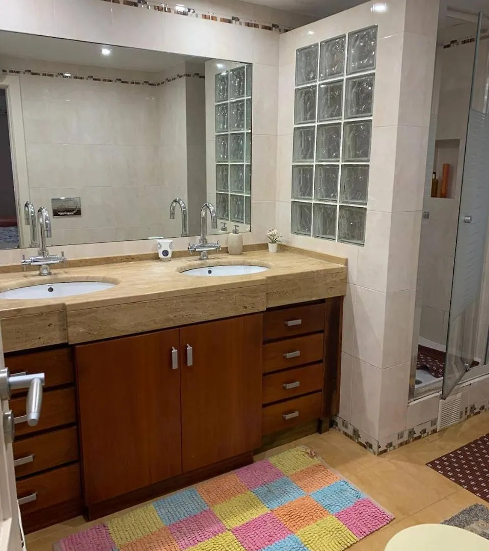 Oceans House Villa Carcavelos  Carcavelos (Lisbon)
