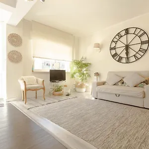 Beachome4u Carcavelos (Lisbon)